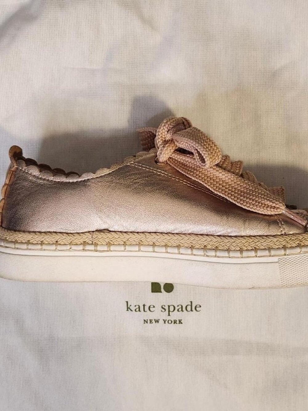 Kate Spade Lena Metallic Gold Scalloped Espadrille Sneake Size 6.5 fits like a 7